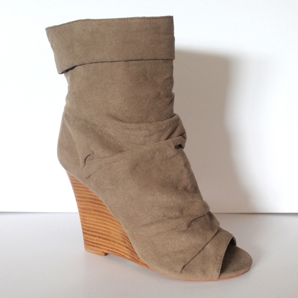 torrid peep toe booties